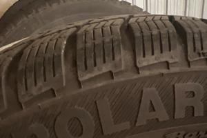 Set 4 gomme invernali