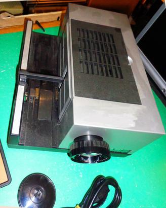 Proiettore diapositive 6x6 malinverno