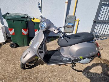 vespa 300gts super tech 