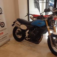 Fantic Caballero 700 - prezzo di listino 9990 -