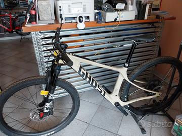 MTB CARBONIO 'GHOST' mod. LECTOR