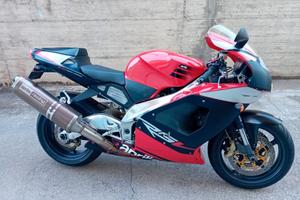 Aprilia RSV 1000