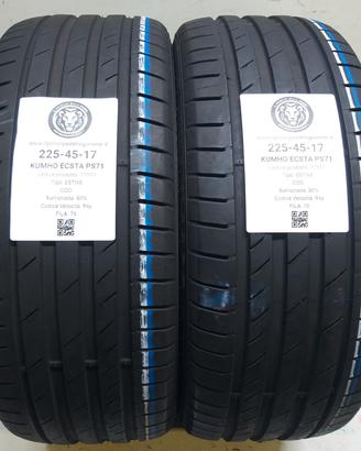 2 GOMME 225 45 17 KUMHO A77117
