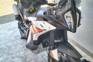 KTM 790 adventure