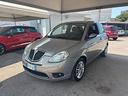lancia-ypsilon-1-2-oro
