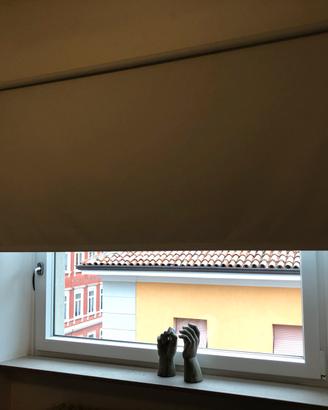 Tenda a rullo oscurante
