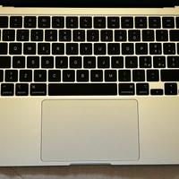 MacBook Air 13" - Argento Nuovo con accessori