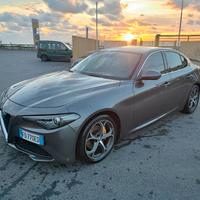 Giulia 2.2 180 CV 