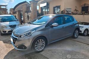 Peugeot 208 PureTech 82 5 porte Allure CERCHI CLIM