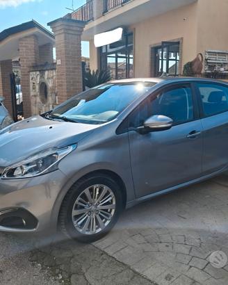 Peugeot 208 PureTech 82 5 porte Allure CERCHI CLIM