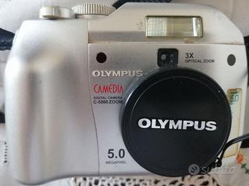 MACCHINA FOTOGRAFICA DIGITALE OLIMPUS C5000 ZOOM