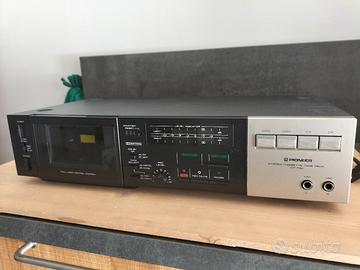 Registratore a cassette HiFi 