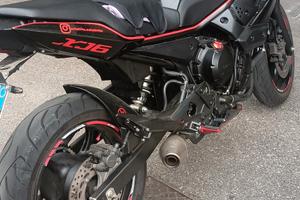 yamaha xj6 dell 2009