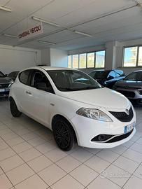 LANCIA - Ypsilon - 1.2 69 CV 5p. Gold