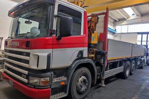 SCANIA 94D 310 CV CASSONE FISSO CON GRU
