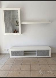 Parete attrezzata vetrina mensola mobile porta TV