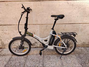 bicicletta elettrica pieghevole Piuma Argento