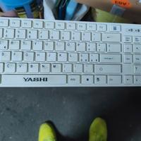 Tastiera per computer pc marca Yashi colore bianco