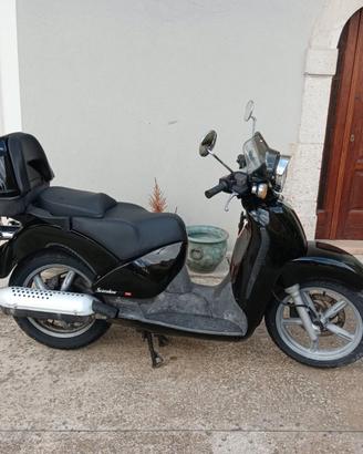 Aprilia Scarabeo 125