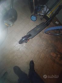 Mono pattino vivo bike ricambi