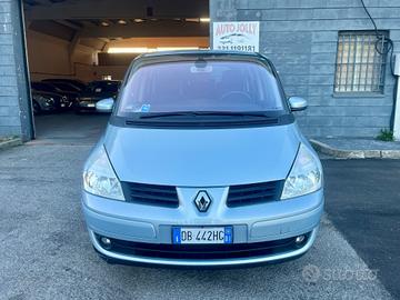 Renault Espace Grand 2.0 dCi 150CV Luxe