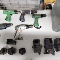 Lotto di trapani/avvitatori a batteria e accessori
