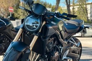 Honda CB650R E-Clutch Marzo 2025 Pari al Nuovo