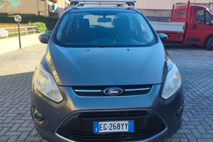 Ford CMax 7 posti