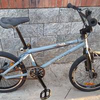 Bicicletta bmx misura 20