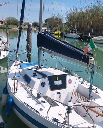 Barca vela  Vele e sartie nuove posto barca 10m