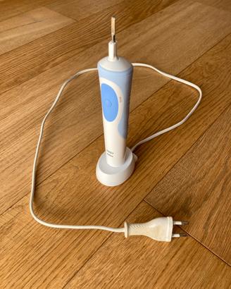 Braun Spazzolino elettrico ricaricabile con base