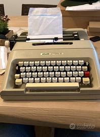 Macchina da scrivere Olivetti Lettera 35