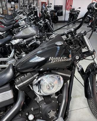 Harley-Davidson Dyna Street Bob DYNA STREET BOB