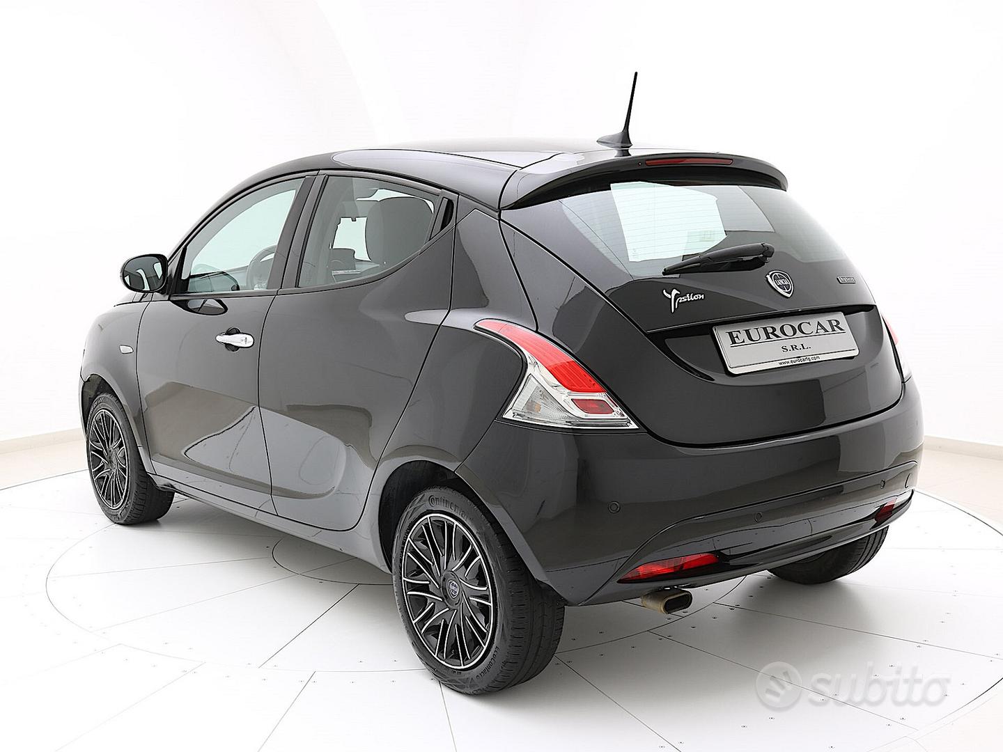 Lancia Ypsilon 2023 photo 2