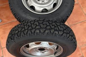 Cerchi è gomme panda 4x4