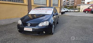 Volkswagen Golf 1.6 16V FSI 5p. Comfortline B/ GPL