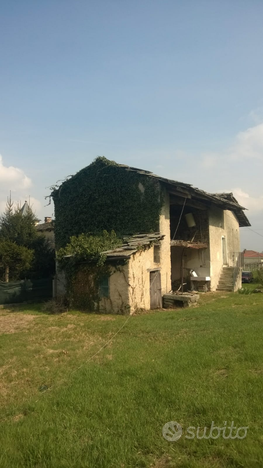 Casa di campagna con giardino