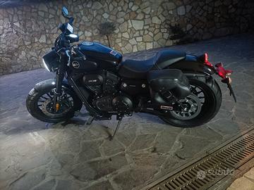 Moto Brenda Keeway C302v