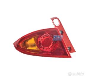 FANALE ESTERNO SINISTRO PER SEAT LEON 04-12