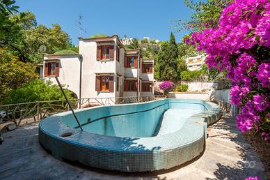 Villa Panoramica con Piscina - Vietri sul Mare