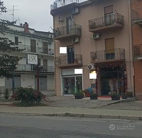 Locale commerciale su Viale Europa