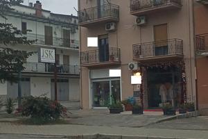 Locale commerciale su Viale Europa