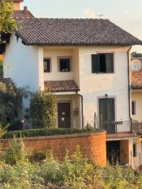 Porzione di villa bifamiliare
