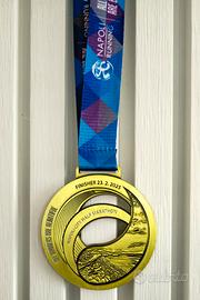 Medaglia ufficiale Napoli City Half Marathon 2025 