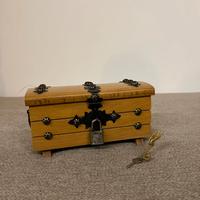 Portagioie con lucchetto funzionante