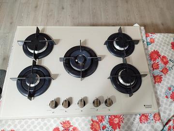 cucina a gas cinque fuochi 