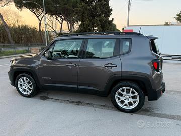 Jeep RENEGADE limitade 1.6 Multijet 130cv 96kW