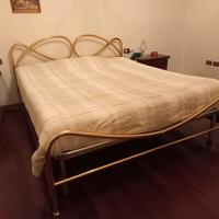 Letto Matrimoniale linee vintage