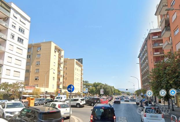 Cinecitta stanza singola adiacente metro a