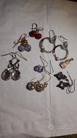 Set Orecchini e ciondolo a forma di gatto